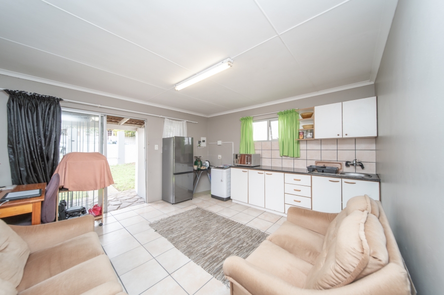 3 Bedroom Property for Sale in Cambridge Eastern Cape